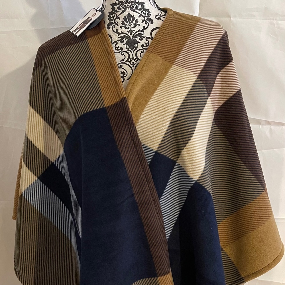 NWT! RACHEL Rachel Roy Plaid Poncho Fringe One Size Shawl Cape
